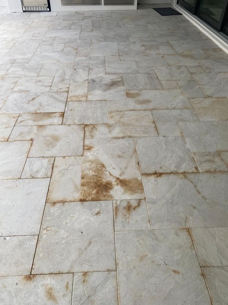 Diana Royale marble with iron staining